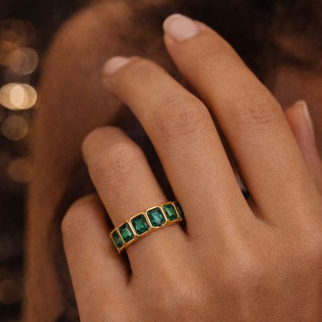 The Solara Spectrum Ring - Green